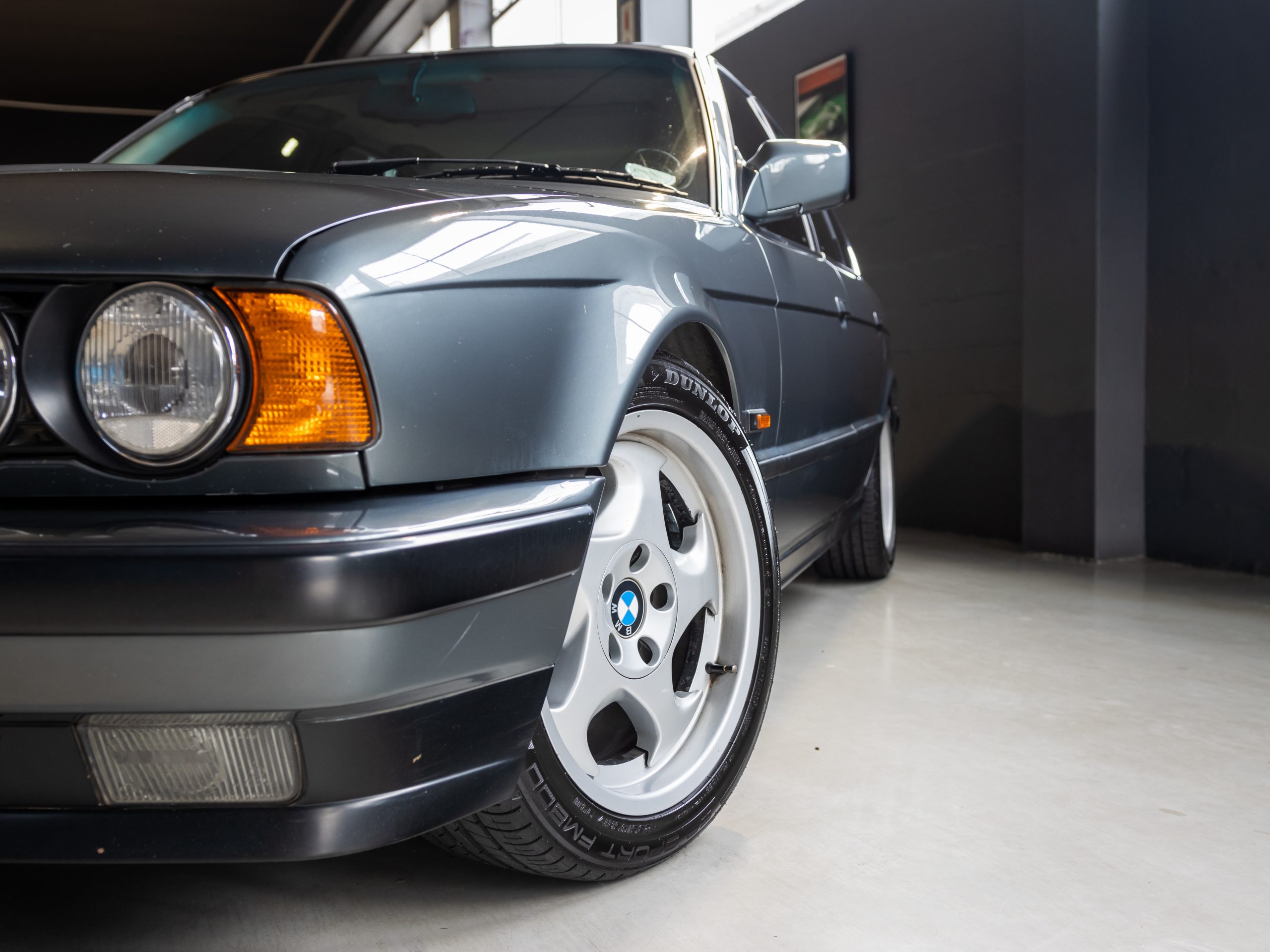 1989 BMW 535i Manual