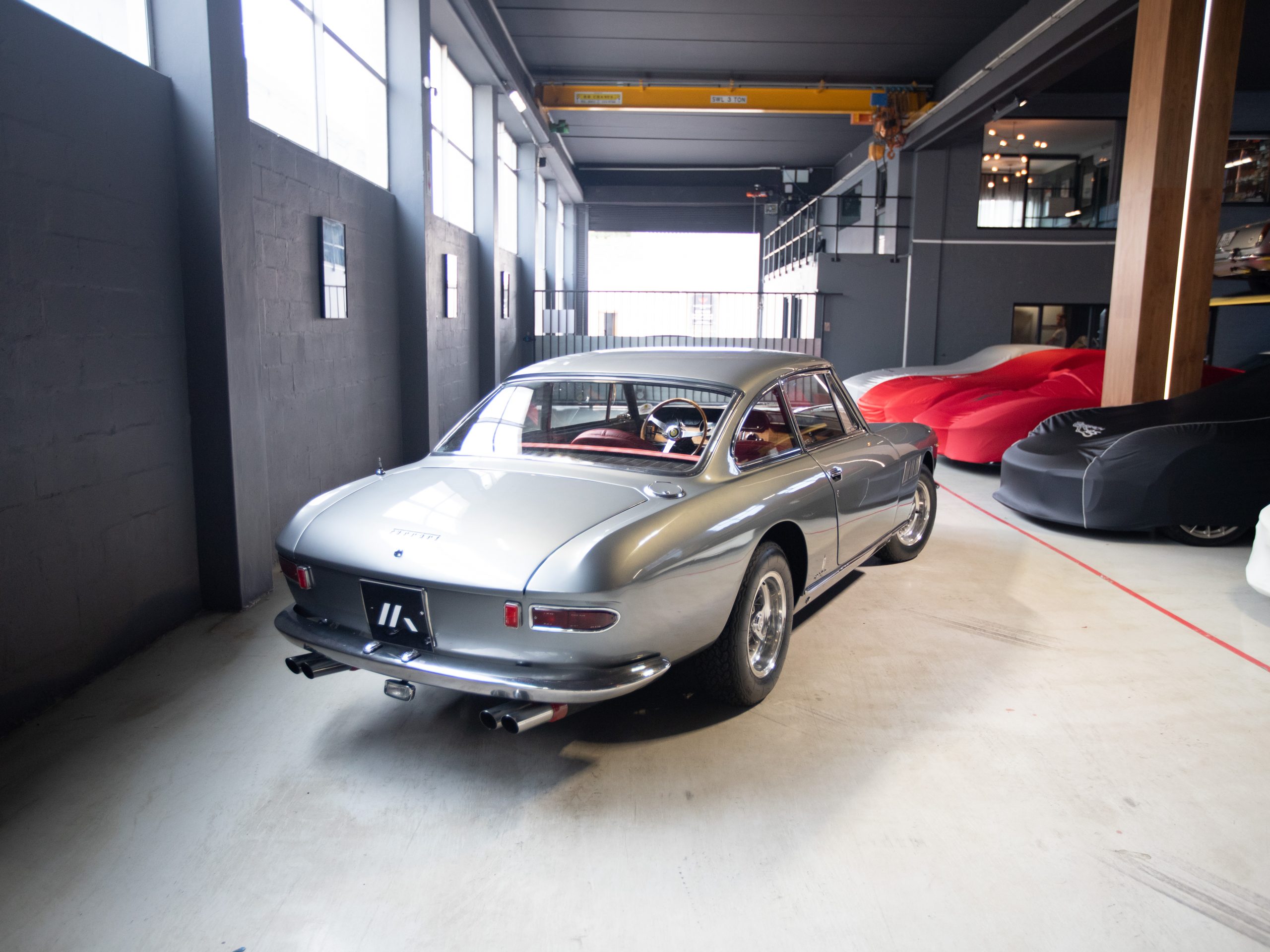Ferrari 330 GT