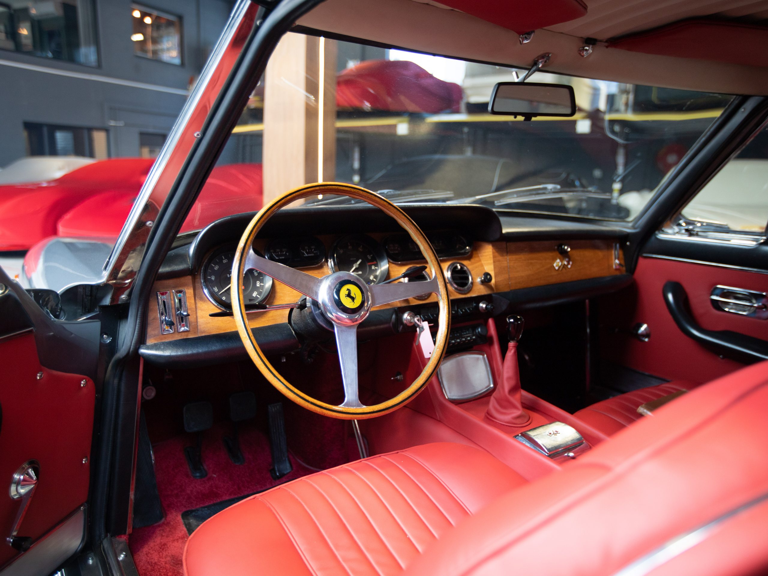 Ferrari 330 GT