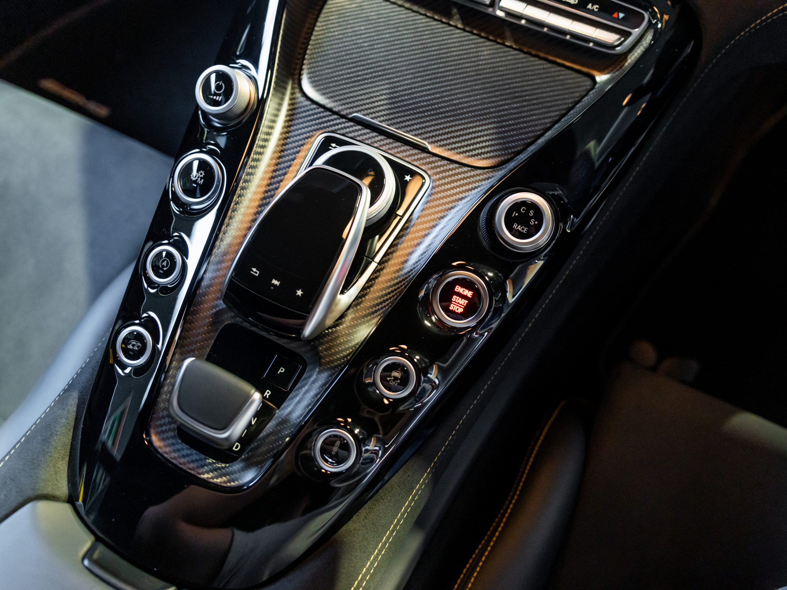 Mercedes AMG GT R