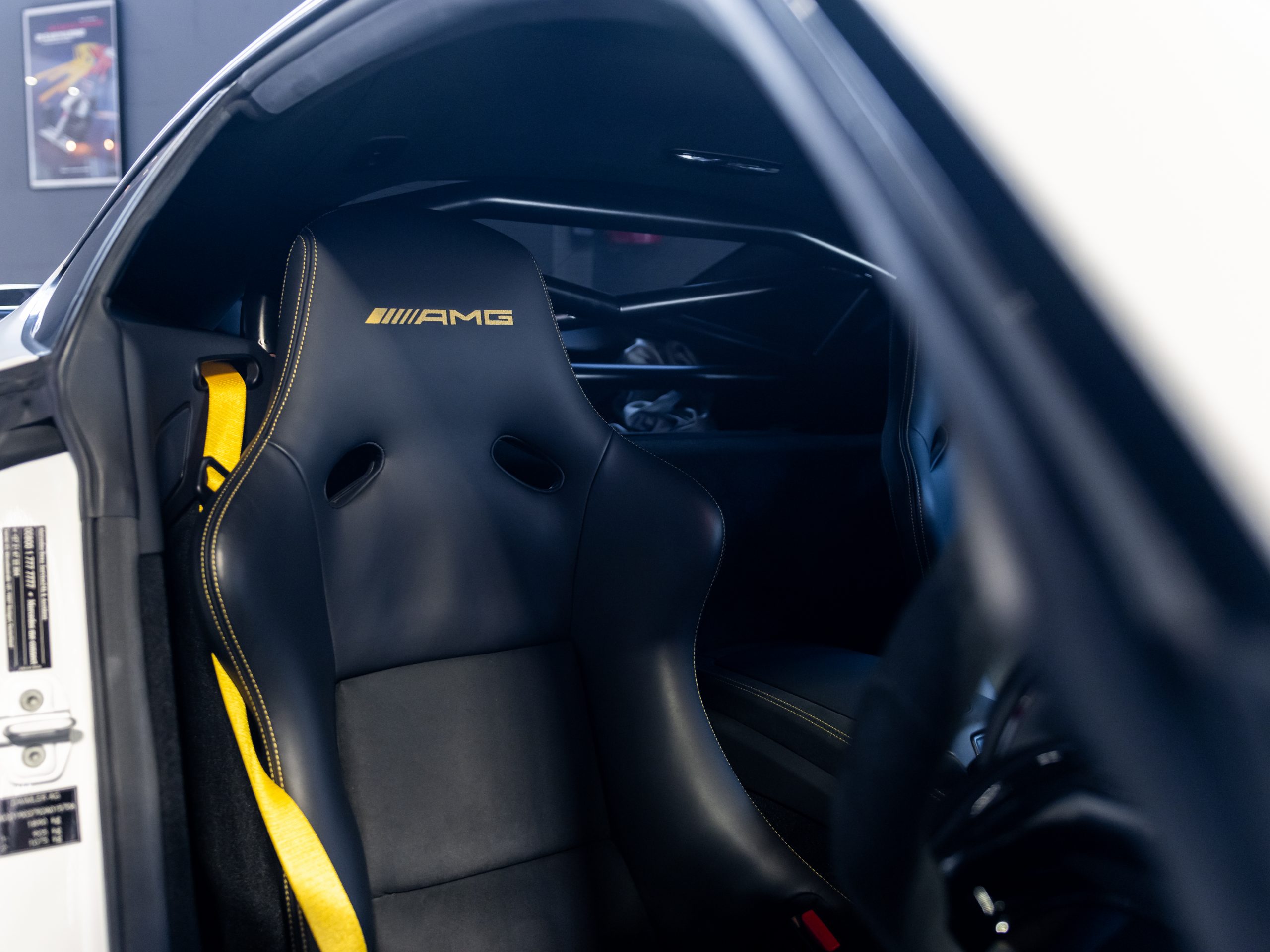 Mercedes AMG GT R