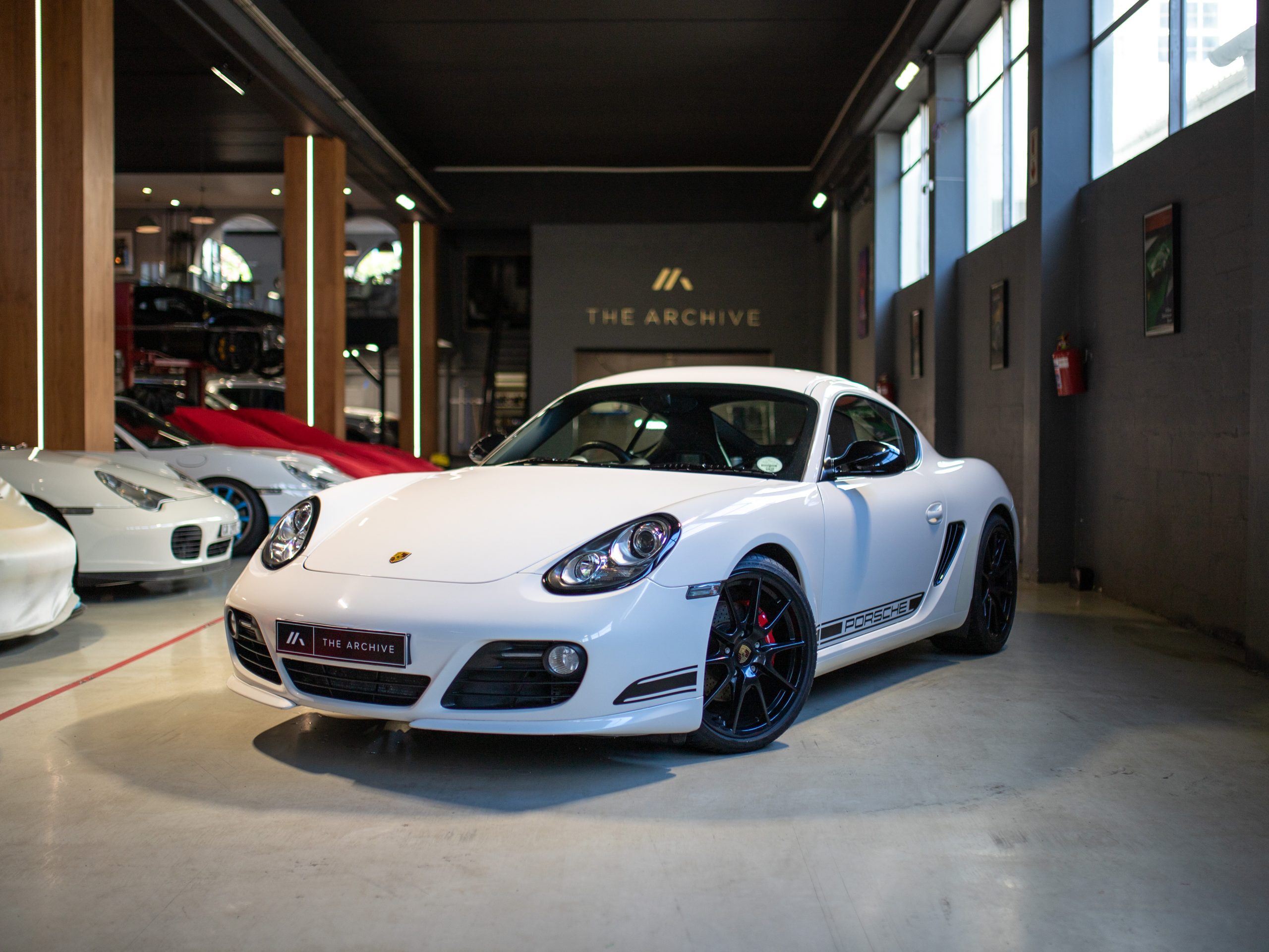 2012 Porsche Cayman R