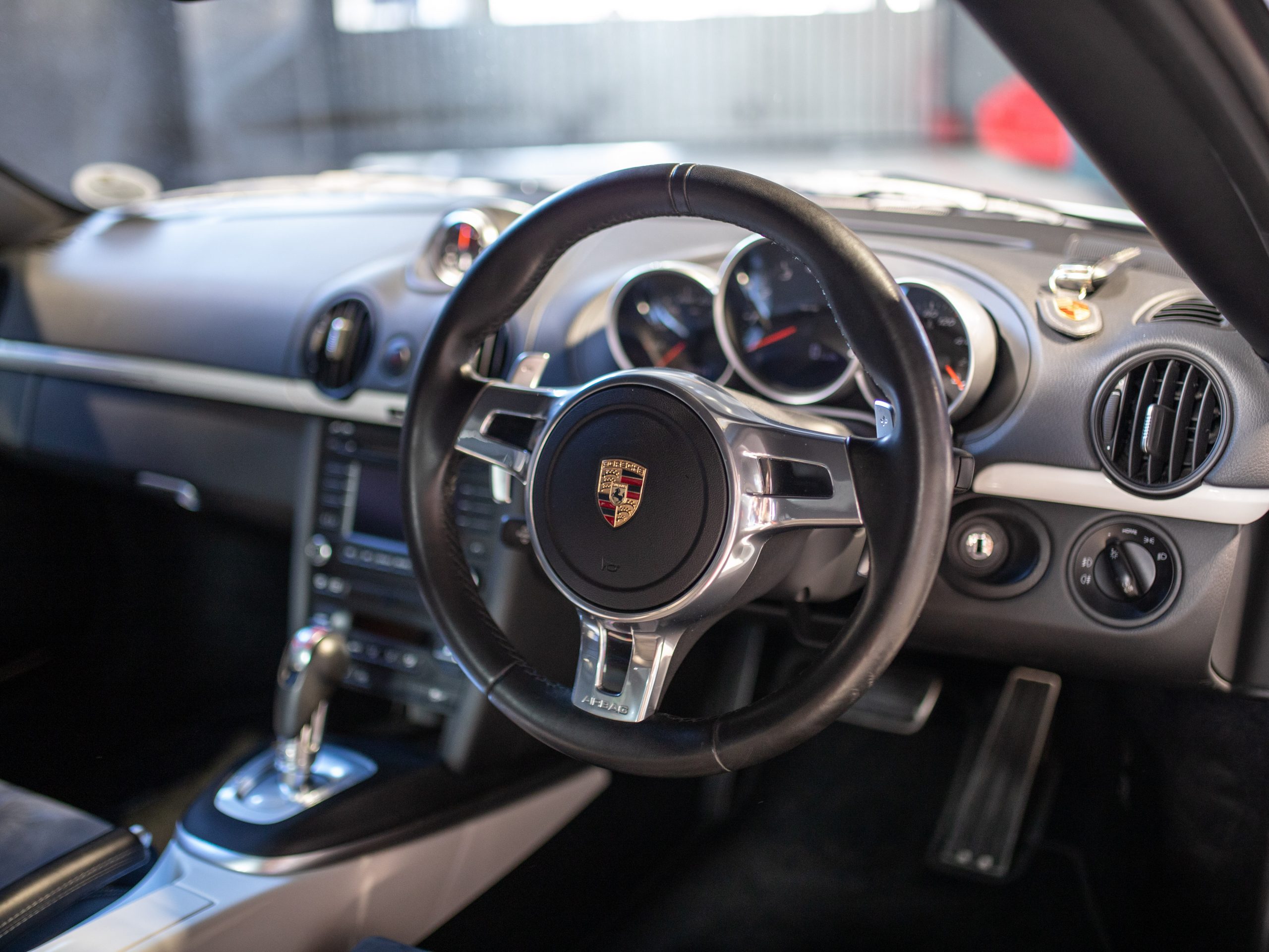 2012 Porsche Cayman R