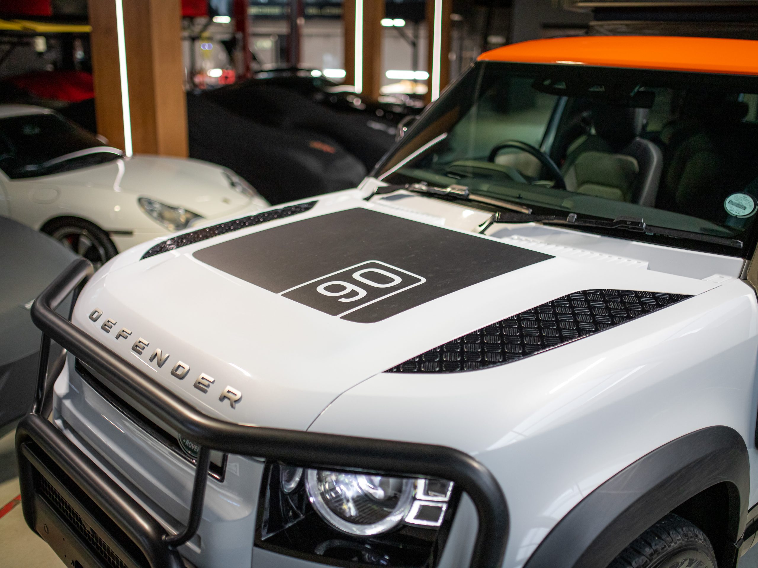 Land Rover Defender 90 D300