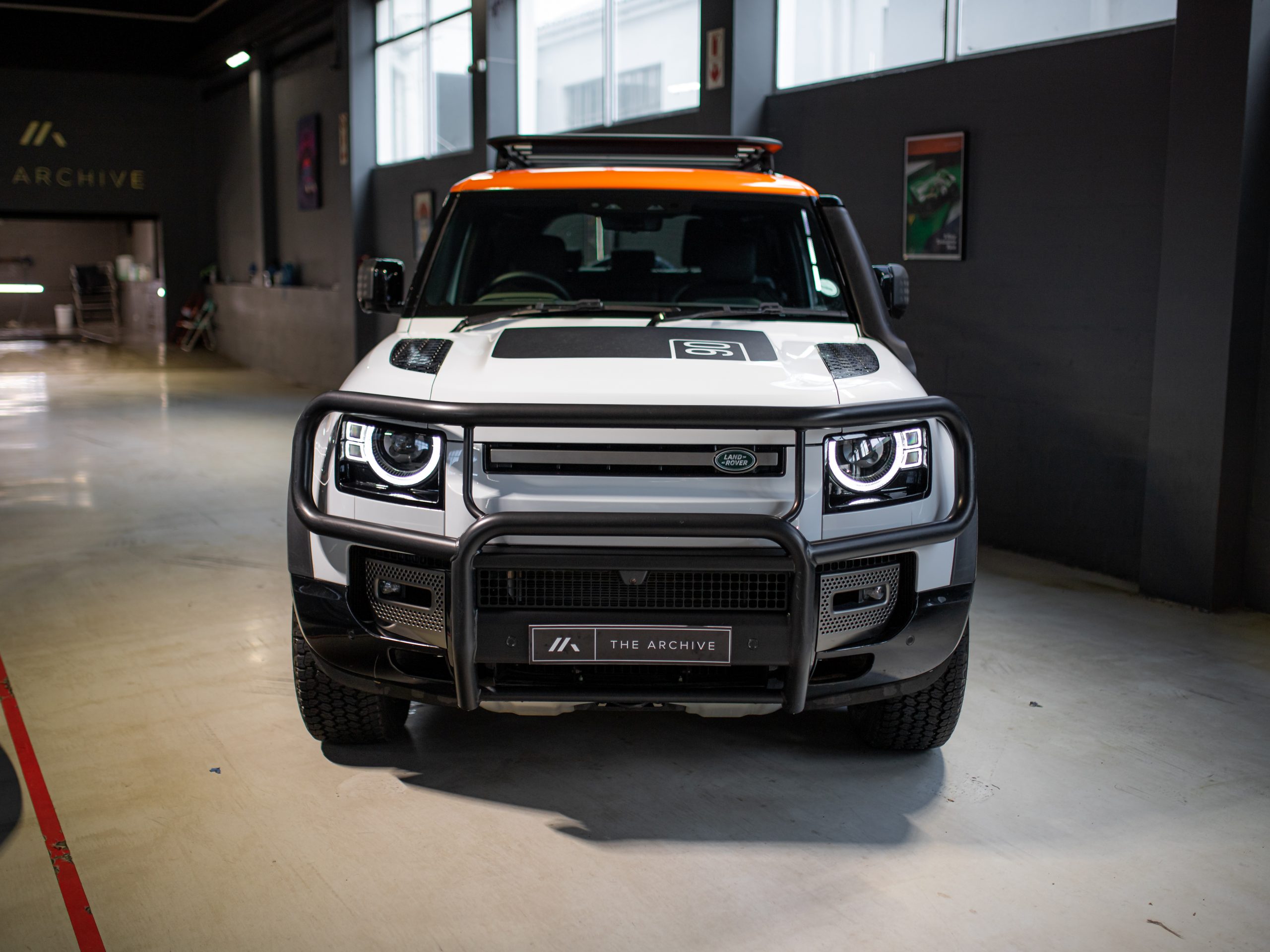 Land Rover Defender 90 D300