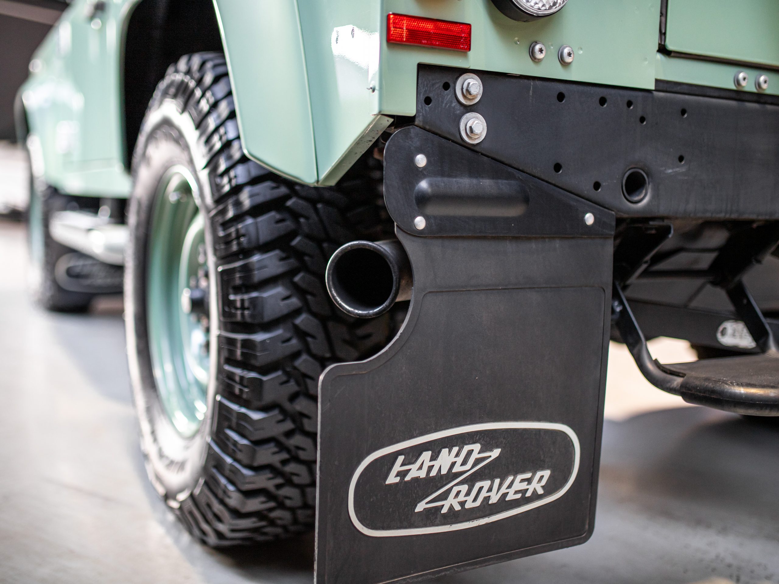 2016 Land Rover Defender 90 Heritage Edition