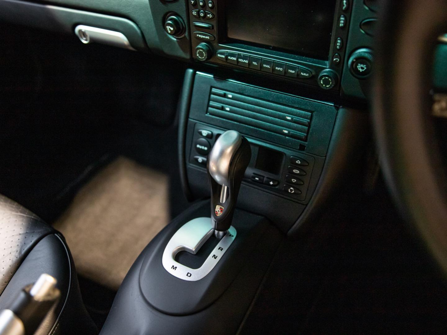 2003 Porsche 911 Carrera