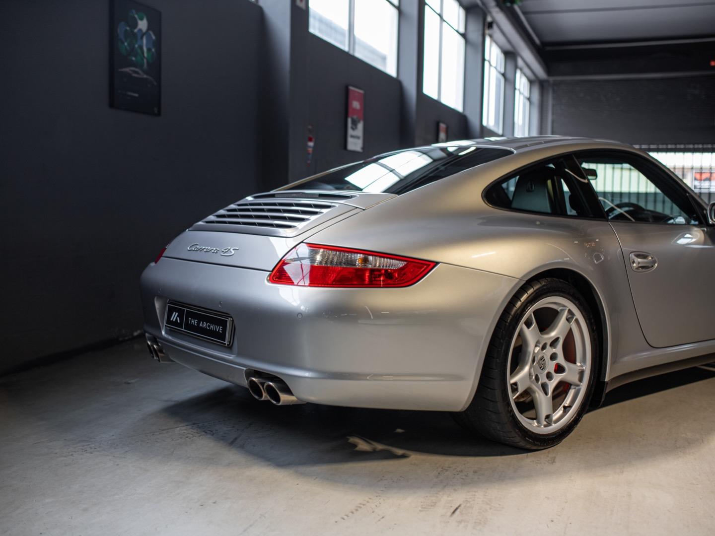 Porsche 911 Carrera 4S