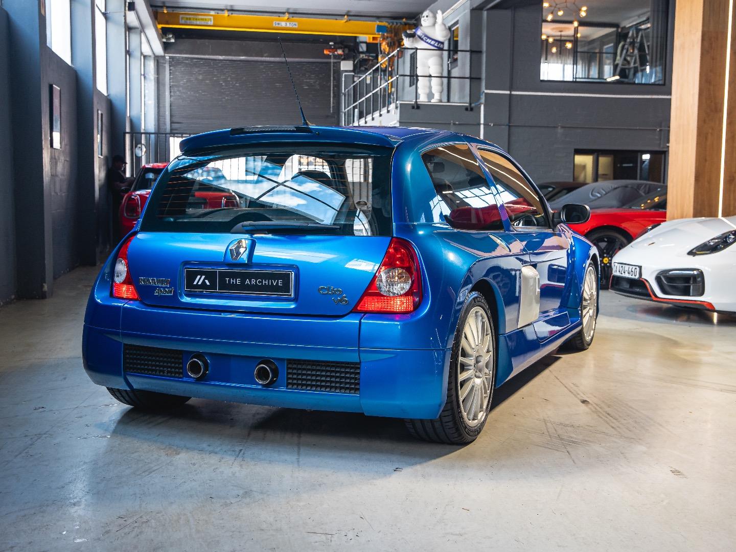 Renault Clio V6 Price