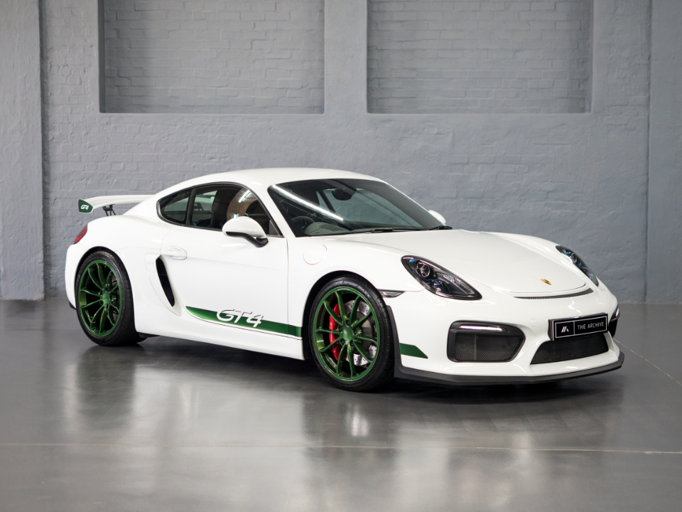 2016 Porsche Cayman GT4 981